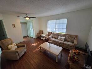2721 N M St in Pensacola, FL - Building Photo - Building Photo