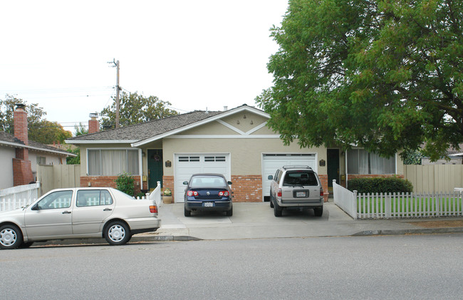 2112-2114 Foxworthy Ave in San Jose, CA - Building Photo - Building Photo