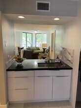 10451 W Broward Blvd, Unit 201 in Plantation, FL - Building Photo - Building Photo