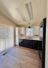 6178 Chesterfield Ln in Reno, NV - Building Photo - Building Photo
