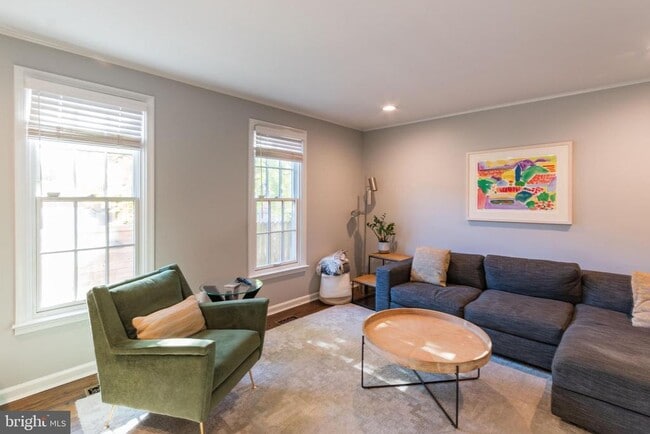 property at 1230 Rodman St