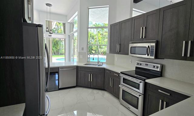 property at 1506 Lantana Ct