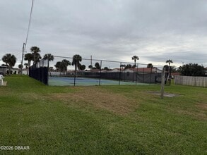 604 Robin Rd in Ormond Beach, FL - Building Photo - Building Photo