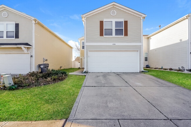 property at 1290 Freemont Ln