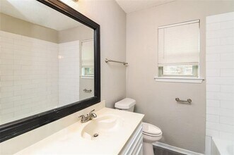 5512 Pleasant Meadow Dr in North Richland Hills, TX - Building Photo - Building Photo