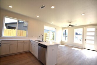 1804 SW Casuarina Dr in Bentonville, AR - Building Photo - Building Photo