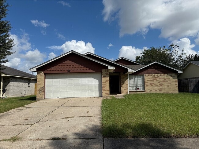 property at 2114 W Greens Rd