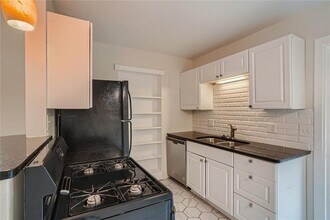 2101 Wheless Ln in Austin, TX - Building Photo - Building Photo