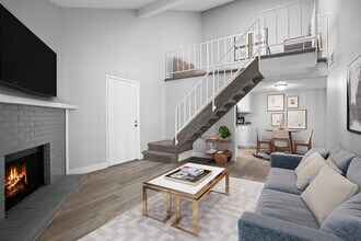 Avens Point in Thornton, CO - Building Photo - Building Photo