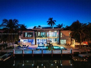 300 Royal Plaza Dr in Fort Lauderdale, FL - Building Photo - Building Photo