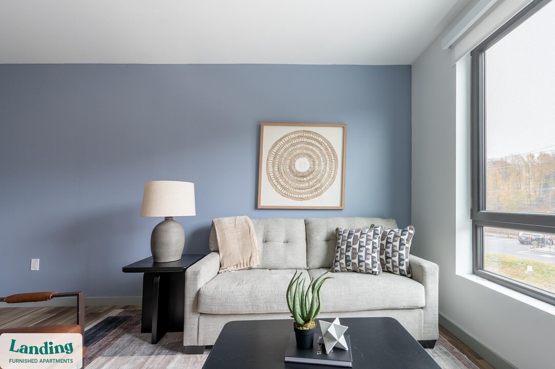 39 Railroad Ave in Haverhill, MA - Foto de edificio