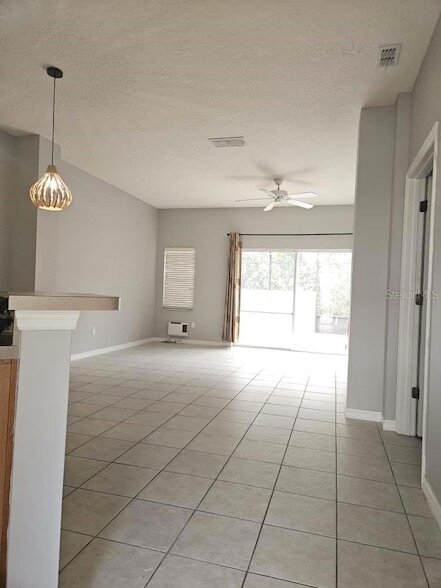 4528 Alberto Cir, Unit 623-203 in Kissimmee, FL - Building Photo - Building Photo