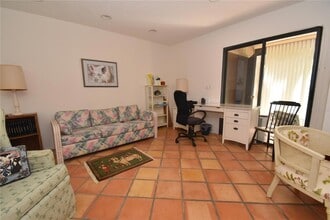 1626 Brookhouse Dr, Unit BR137 in Sarasota, FL - Building Photo - Building Photo