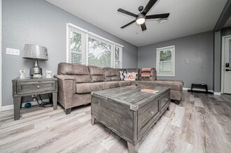 1617 Westwood Blvd in Junction City, KS - Building Photo - Building Photo