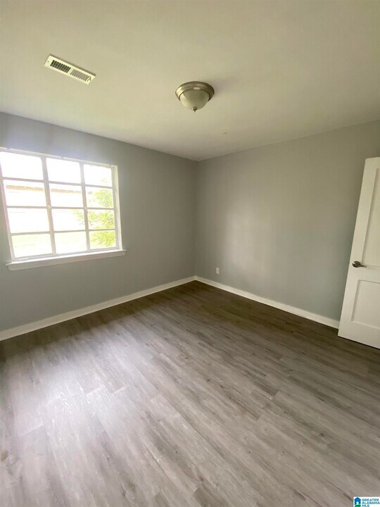 1000 4th Ave W in Birmingham, AL - Building Photo