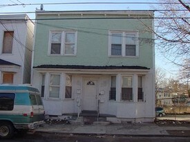 67 Sunset Ave in Newark, NJ - Building Photo