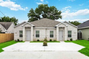 4507 White Rock St in Houston, TX - Building Photo