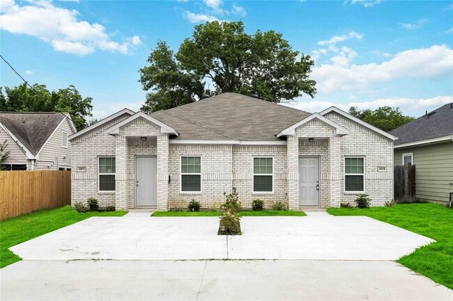 property at 4507 White Rock St