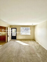 206 Cambridge Pl in Colonial Heights, VA - Building Photo - Building Photo