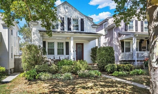 813 N Franklin St in Pottstown, PA - Building Photo - Building Photo