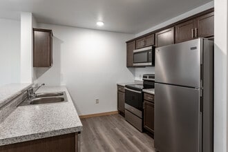Park Brook Apartments in Isanti, MN - Foto de edificio - Interior Photo