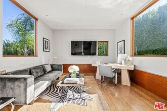 2437 Apollo Dr in Los Angeles, CA - Building Photo - Building Photo