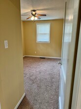 630 N Chestnut St in Litchfield, IL - Building Photo - Building Photo