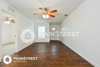 37 Bonaire Pl in Umatilla, FL - Building Photo - Building Photo