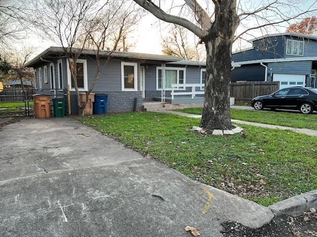 1303 Corona Dr in Austin, TX - Building Photo - Building Photo