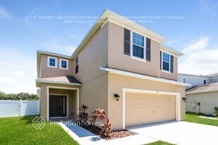 8311 Round Leaf Ln in Riverview, FL - Building Photo