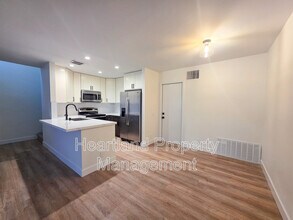 4165 Porte de Palmas in San Diego, CA - Building Photo - Building Photo