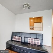 3501 S Glebe Rd in Arlington, VA - Building Photo - Building Photo