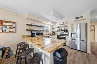 1476 W Lagoon Ave in Gulf Shores, AL - Building Photo - Building Photo