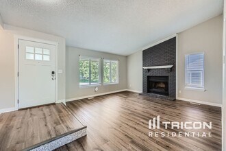 385 Mountain Cloud Cir in Littleton, CO - Foto de edificio - Building Photo