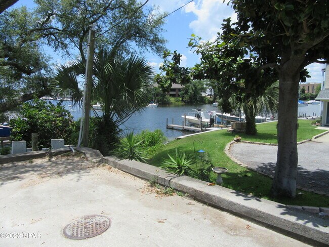 307 Wilson Ave in Panama City, FL - Building Photo - Building Photo
