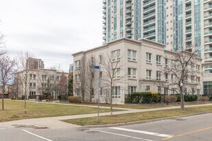 70 Glendora Av in Toronto, ON - Building Photo
