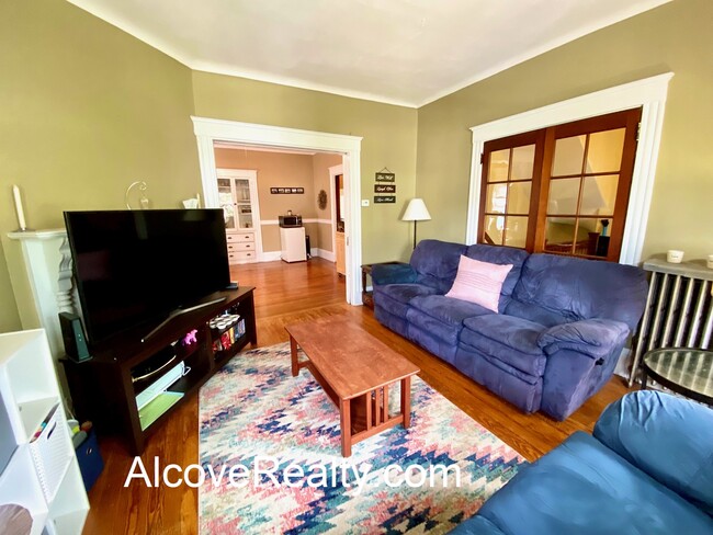 104 Rogers Ave, Unit 2