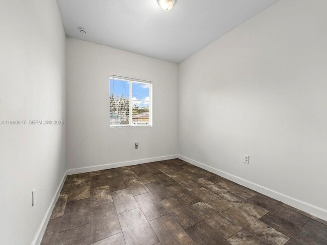 property at 1514 NW 5th Ave