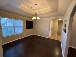 2399 N Silk Rose Ave in Fayetteville, AR - Building Photo - Building Photo