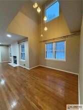 41 Manor Dr in Montgomery, NJ - Building Photo - Building Photo