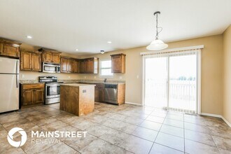 300 Golfview Dr in Pleasant Hill, MO - Building Photo - Building Photo