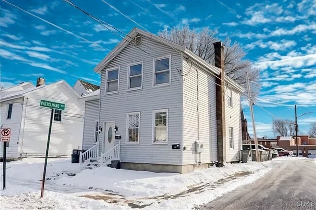 103 W Embargo St in Rome, NY - Building Photo - Building Photo