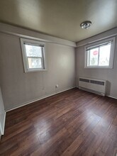 409 College Ave E in Regina, SK - Building Photo - Building Photo