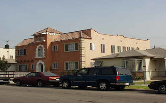 1310 S Woods Ave Apartamentos