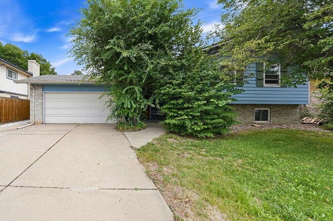 property at 12822 Clermont St
