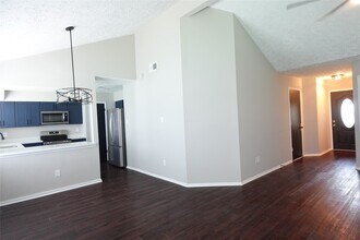 20018 Cottonglade Ln in Humble, TX - Building Photo - Building Photo