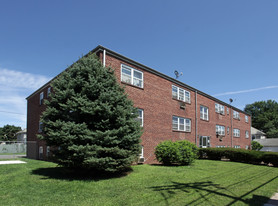 45 Quentin Ave Apartments