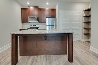 115 W Jones St, Unit 201 in Krum, TX - Building Photo - Building Photo