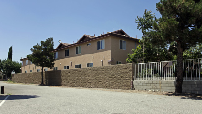 273 N Lilac Ave in Rialto, CA - Building Photo - Building Photo