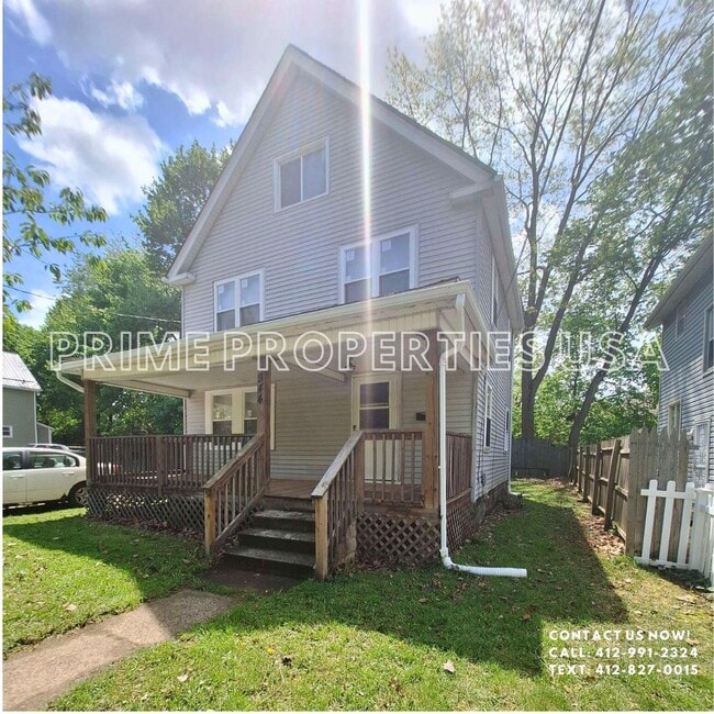 944 Bloomfield Ave in Akron, OH - Building Photo - Building Photo